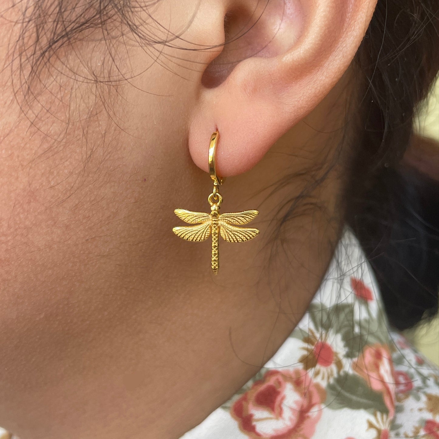 Ella Oorbellen, goldplated met charm