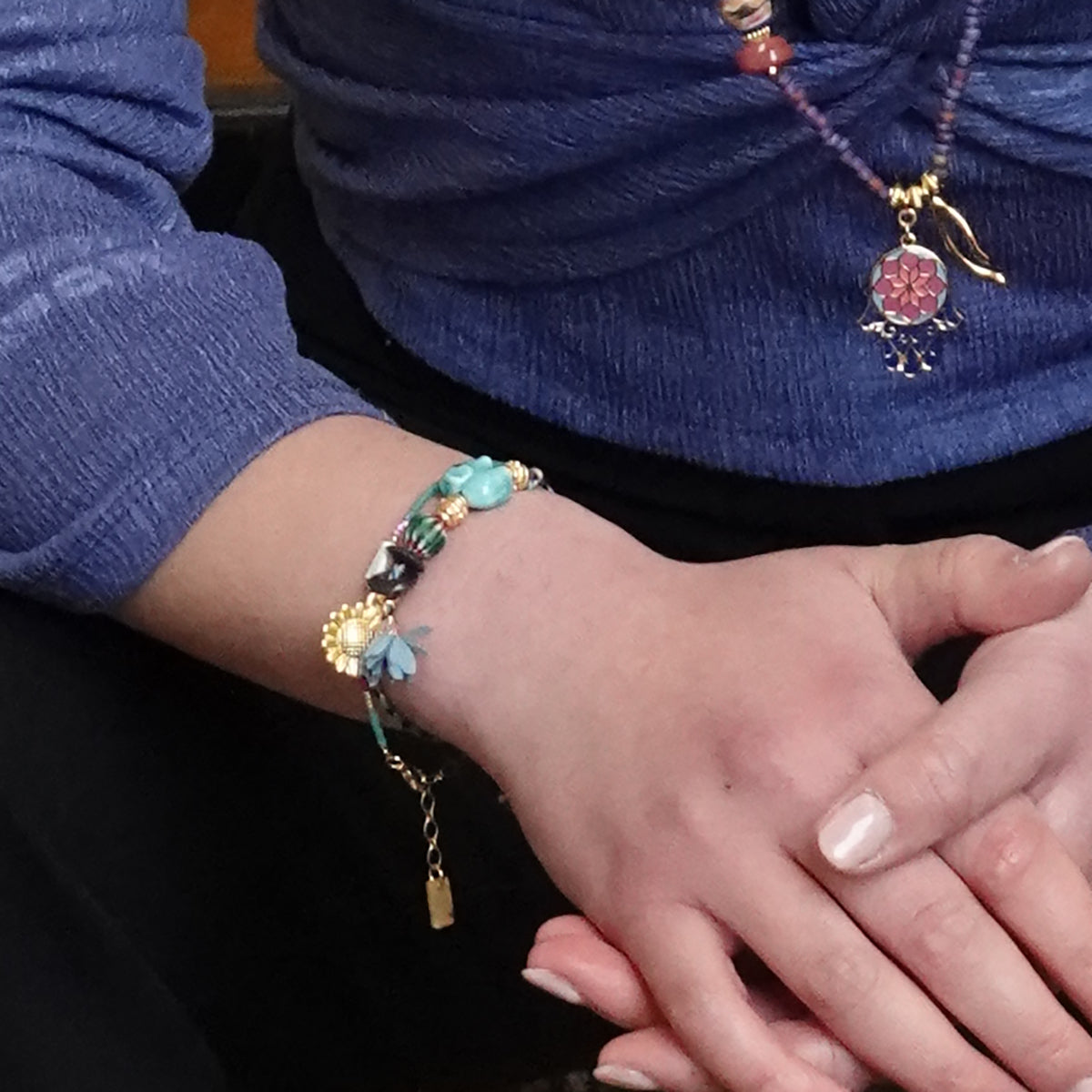 Unieke, handgemaakte armbandjes met keramieke olifant