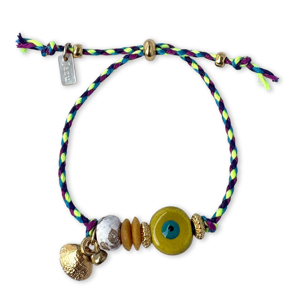 Unieke, handgemaakte armbandjes met evil eye