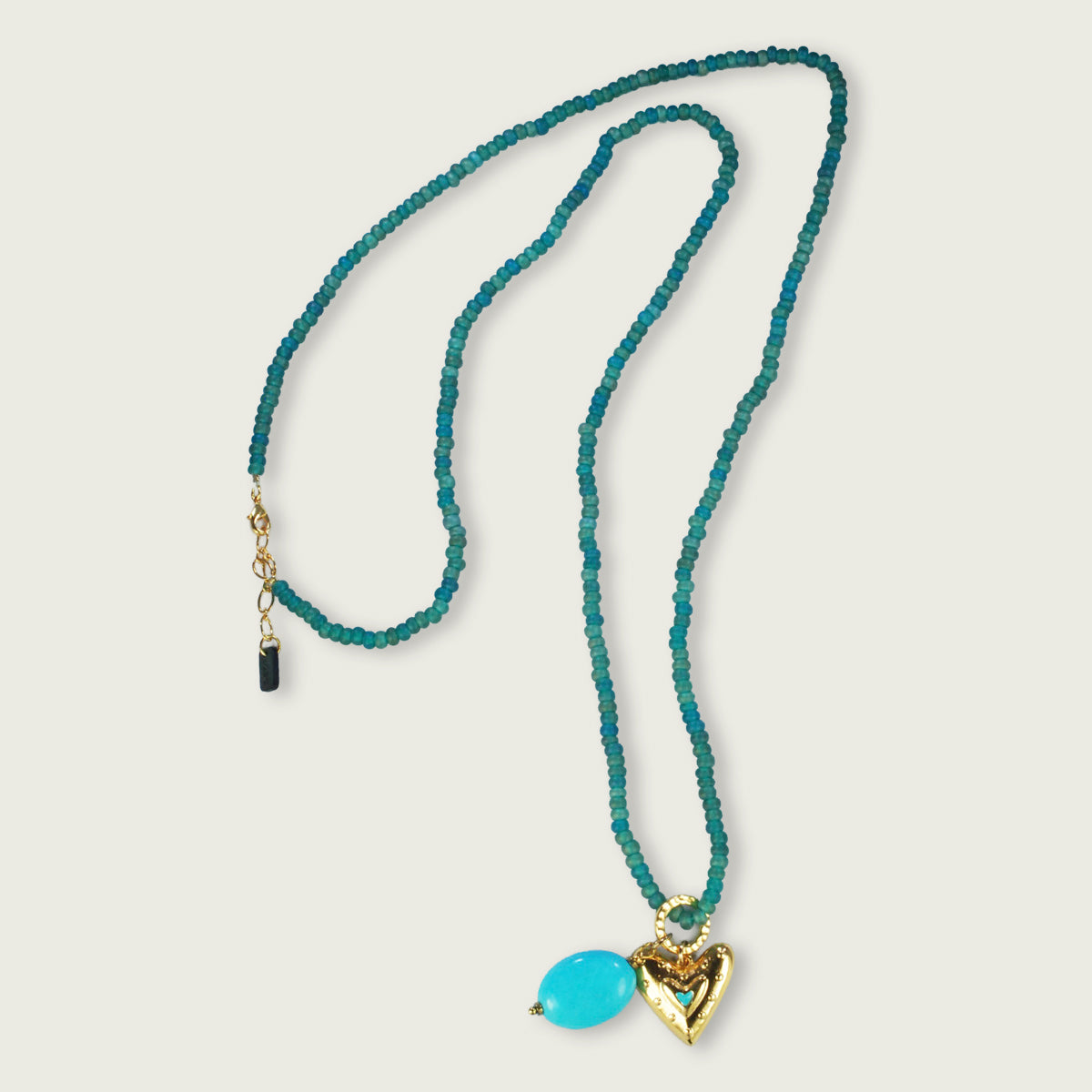 Lange ketting met 2 charms