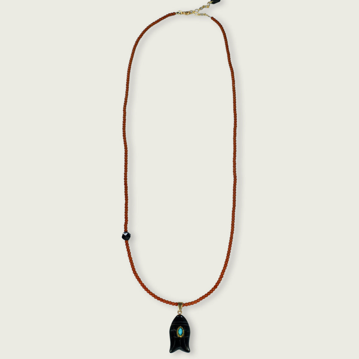 ketting met semiprecious vis, 65 cm