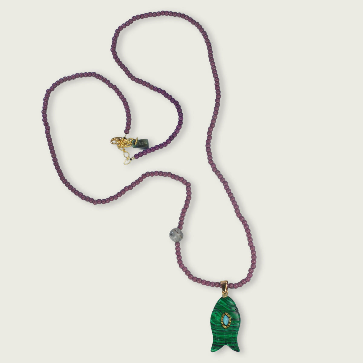 ketting met semiprecious vis, 65 cm