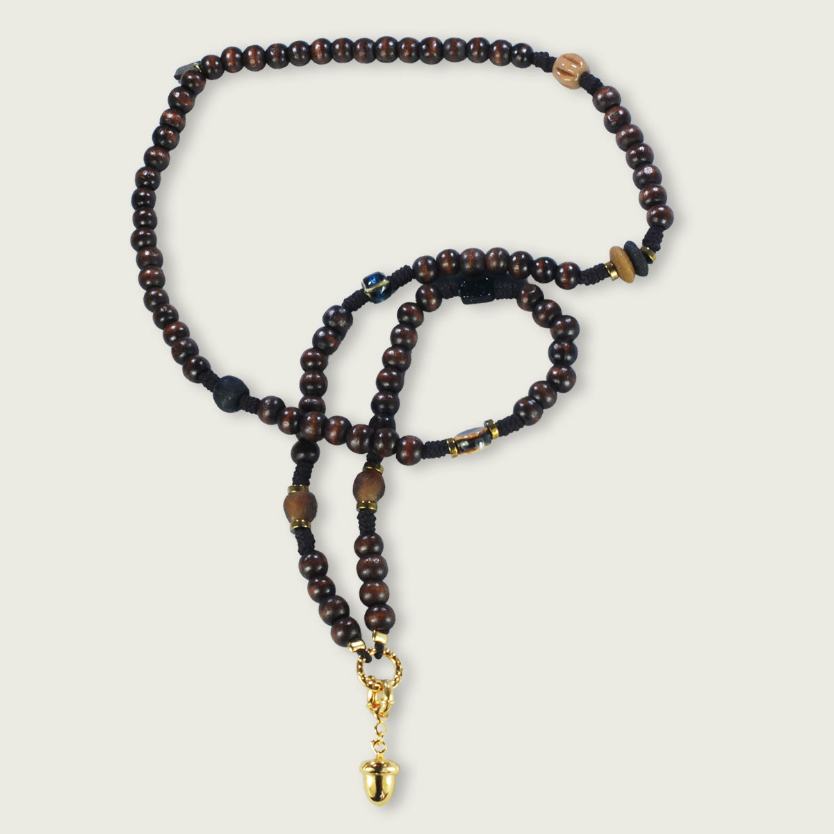 houten kralen ketting met speciale elementen