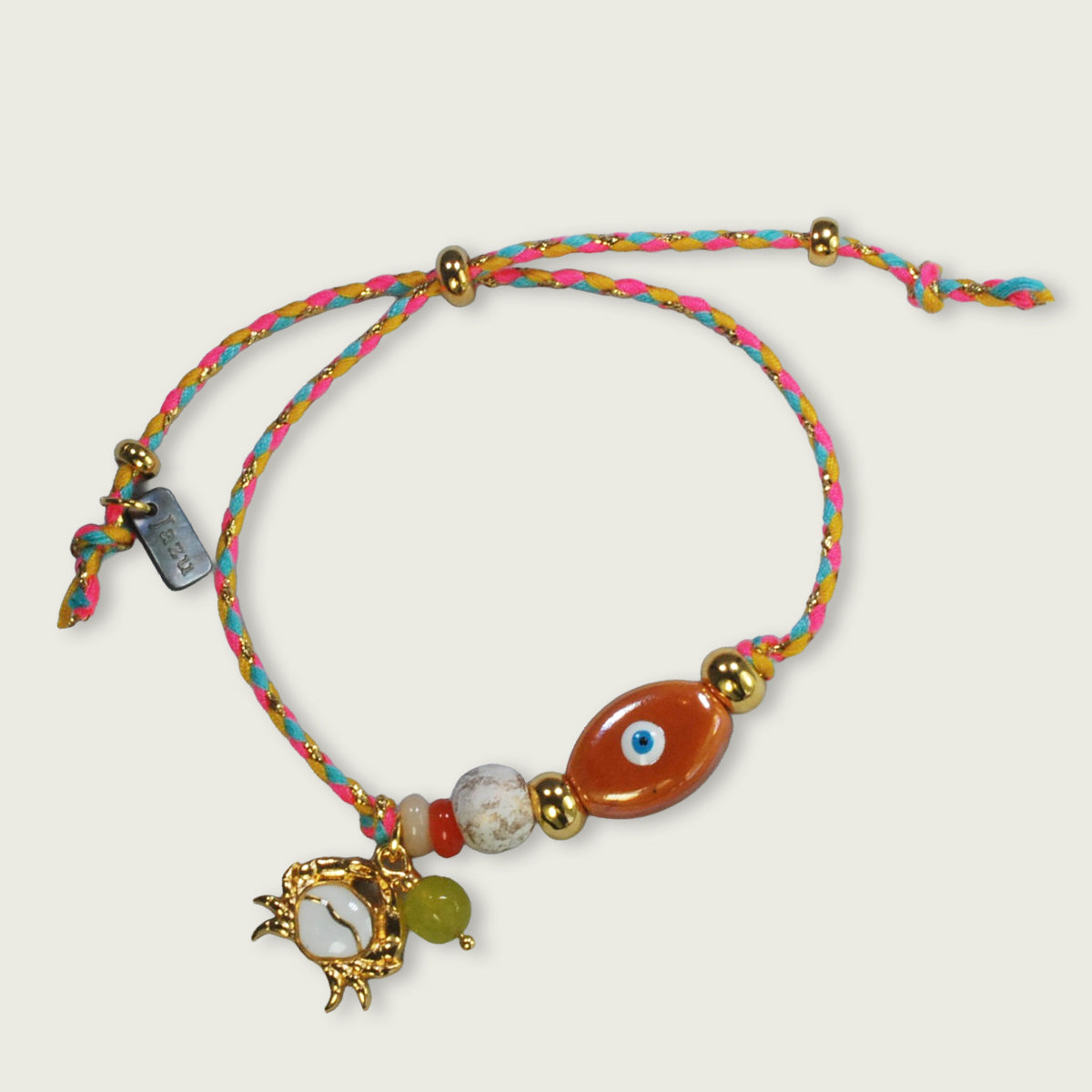 Unieke, handgemaakte armbandjes met evil eye