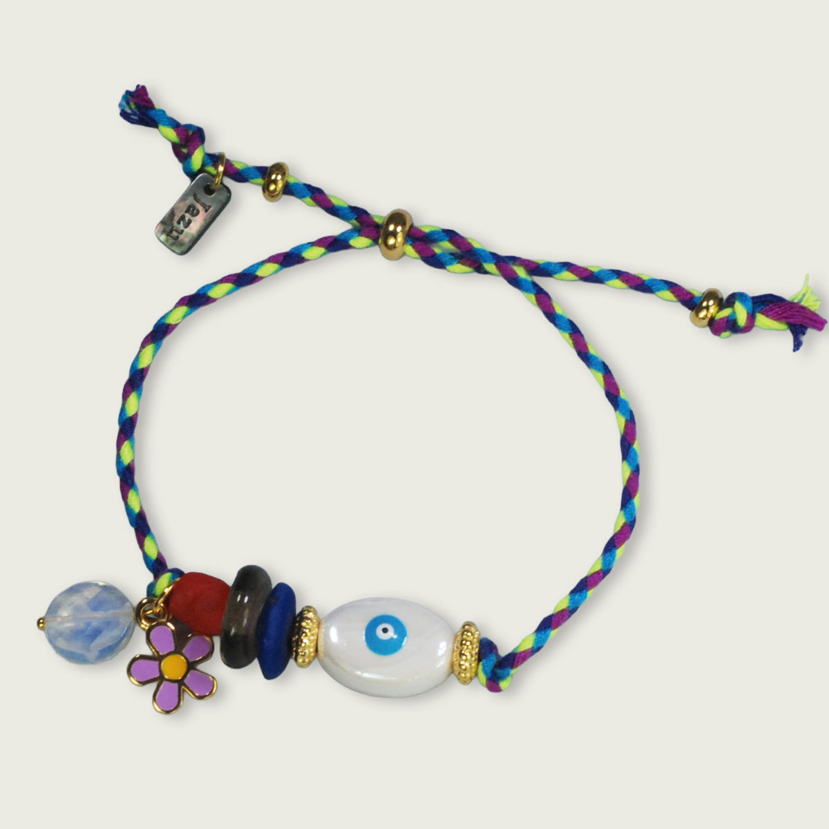 Unieke, handgemaakte armbandjes met evil eye