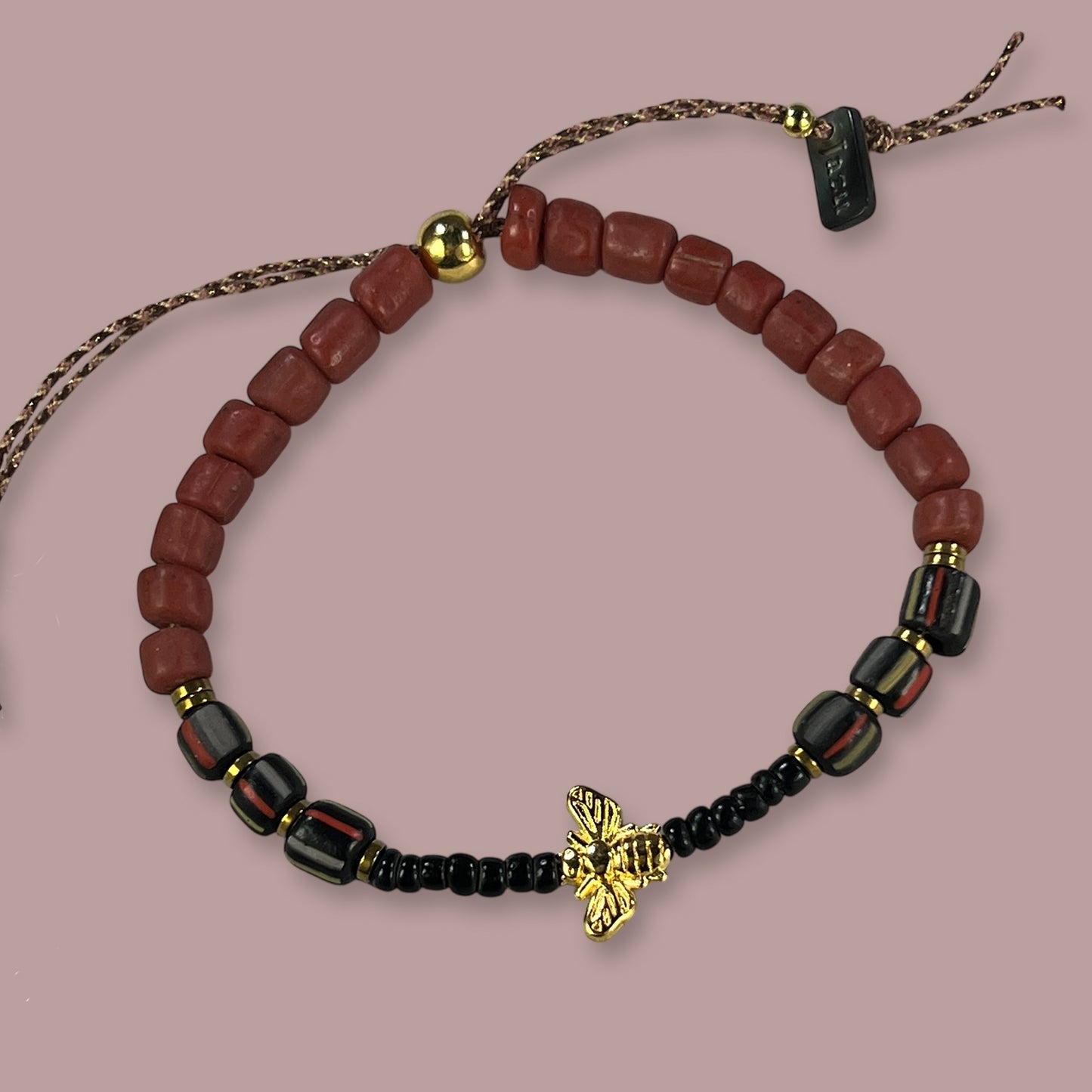 Handgemaakte armbanden met Afrikaanse kralen