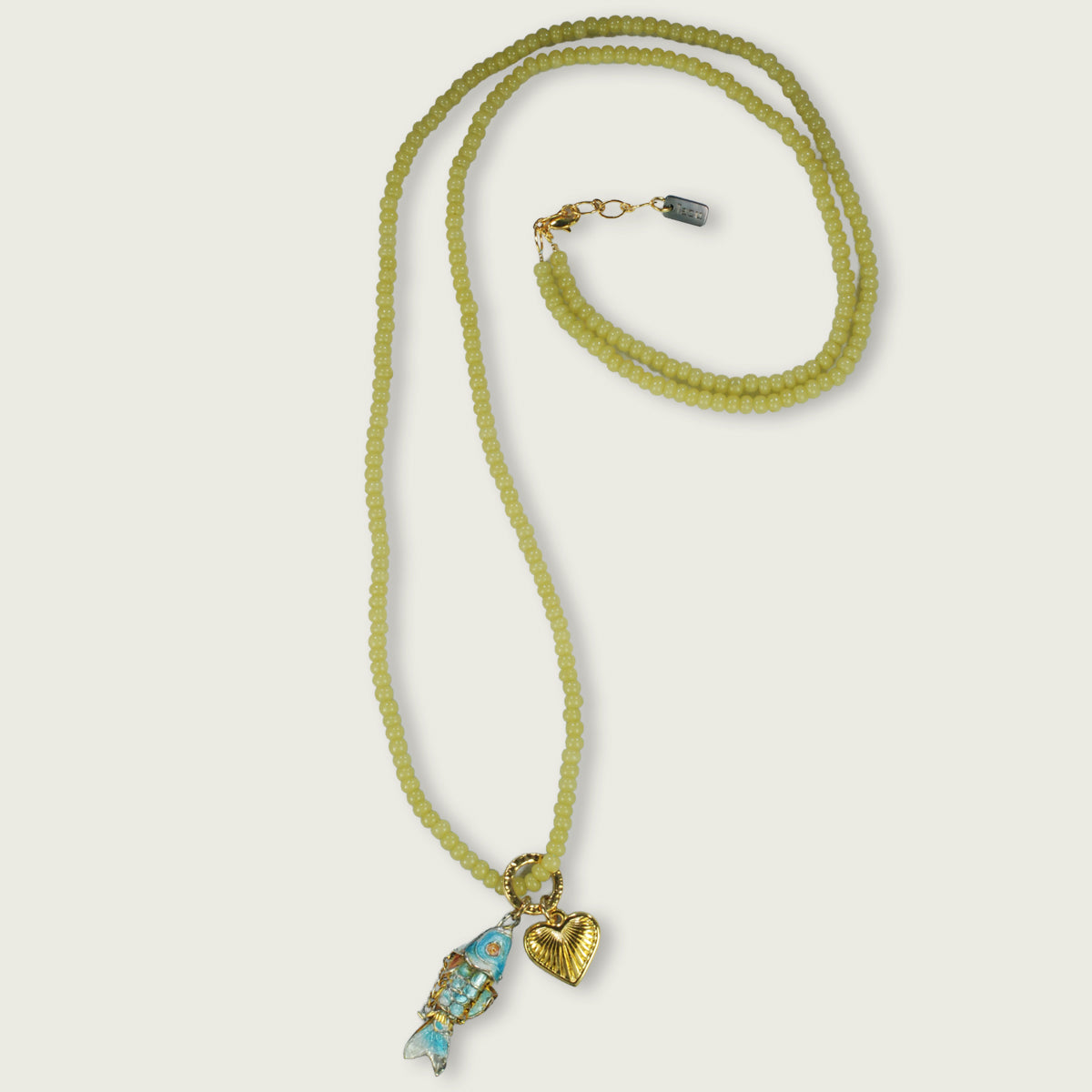 Lange ketting met 2 charms