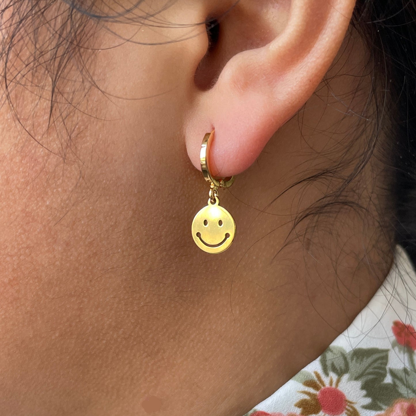 Ella Oorbellen, goldplated met charm