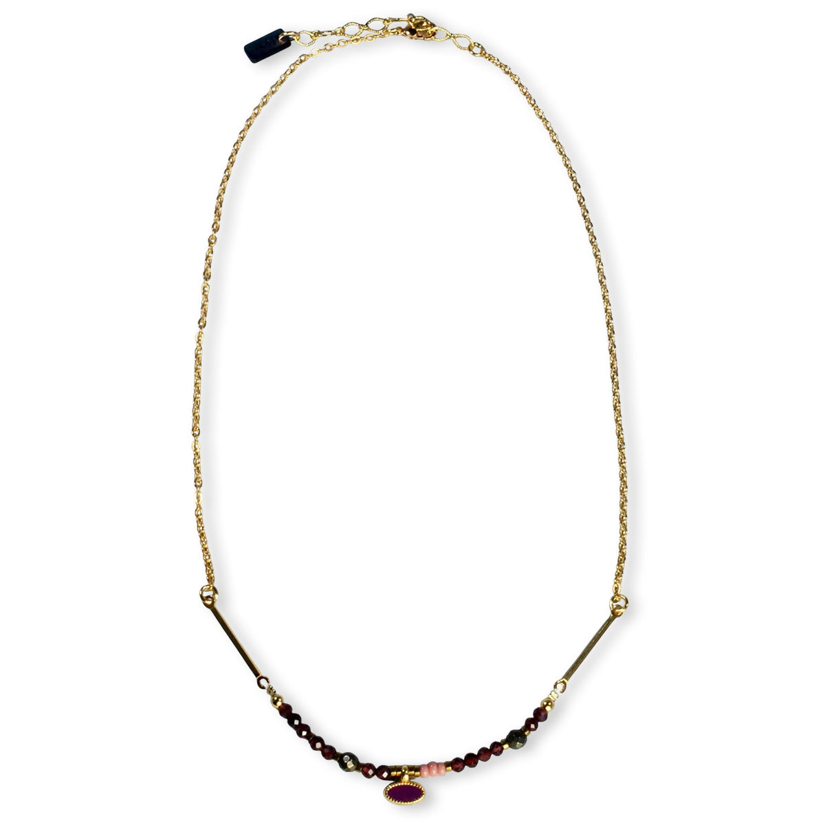 Nona ketting, met subtiele hanger en semi-precious steentjes