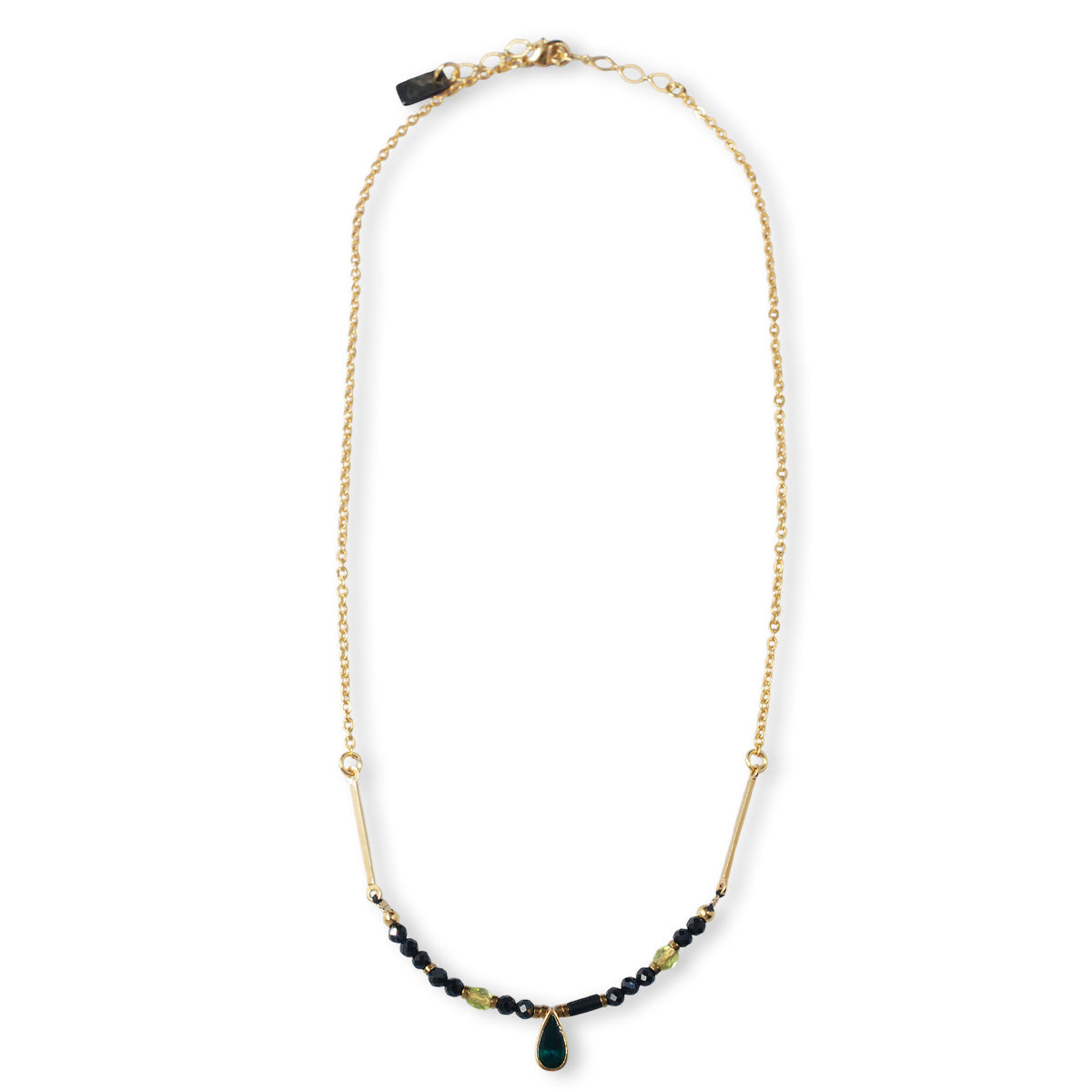Nona ketting, met subtiele hanger en semi-precious steentjes