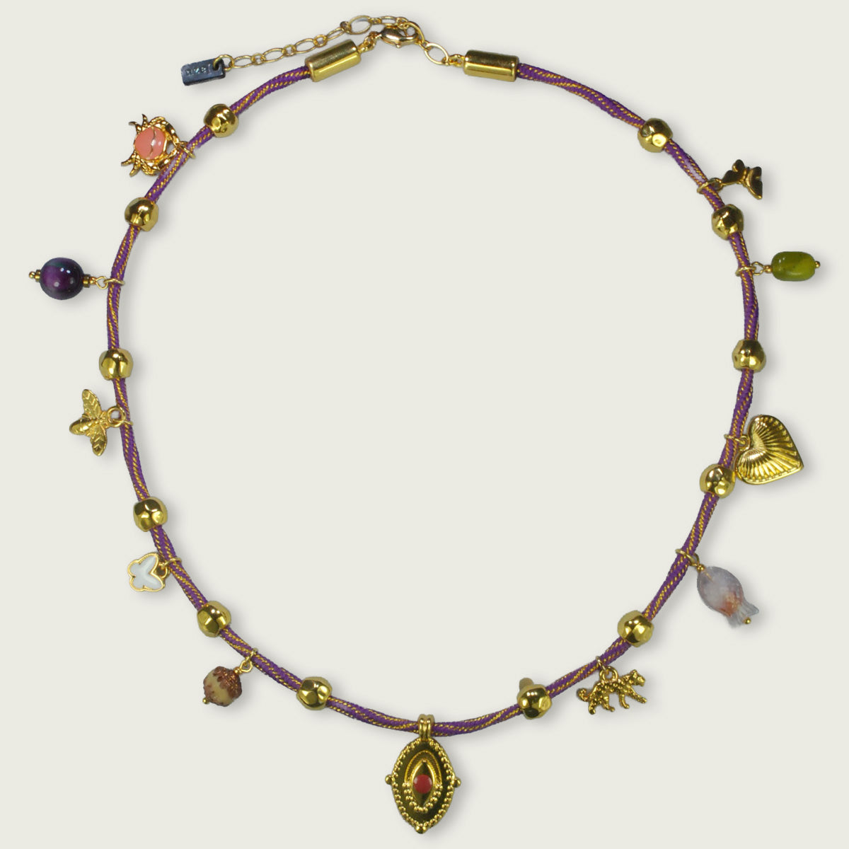Charm ketting op dik koord