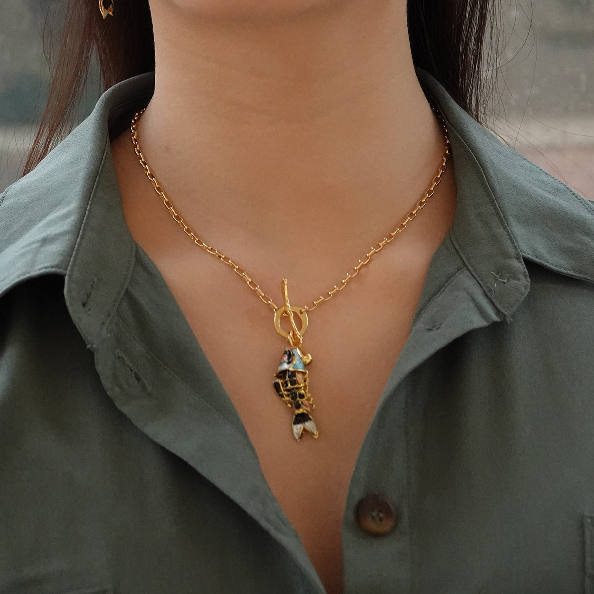 Reina necklace with fish, gold plated, 48 cm, light green