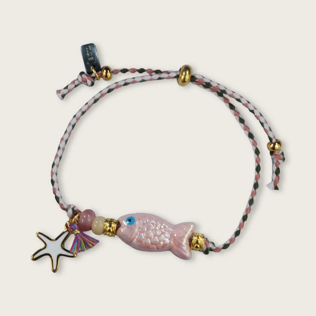 Unieke, handgemaakte armbandjes met keramiek visje