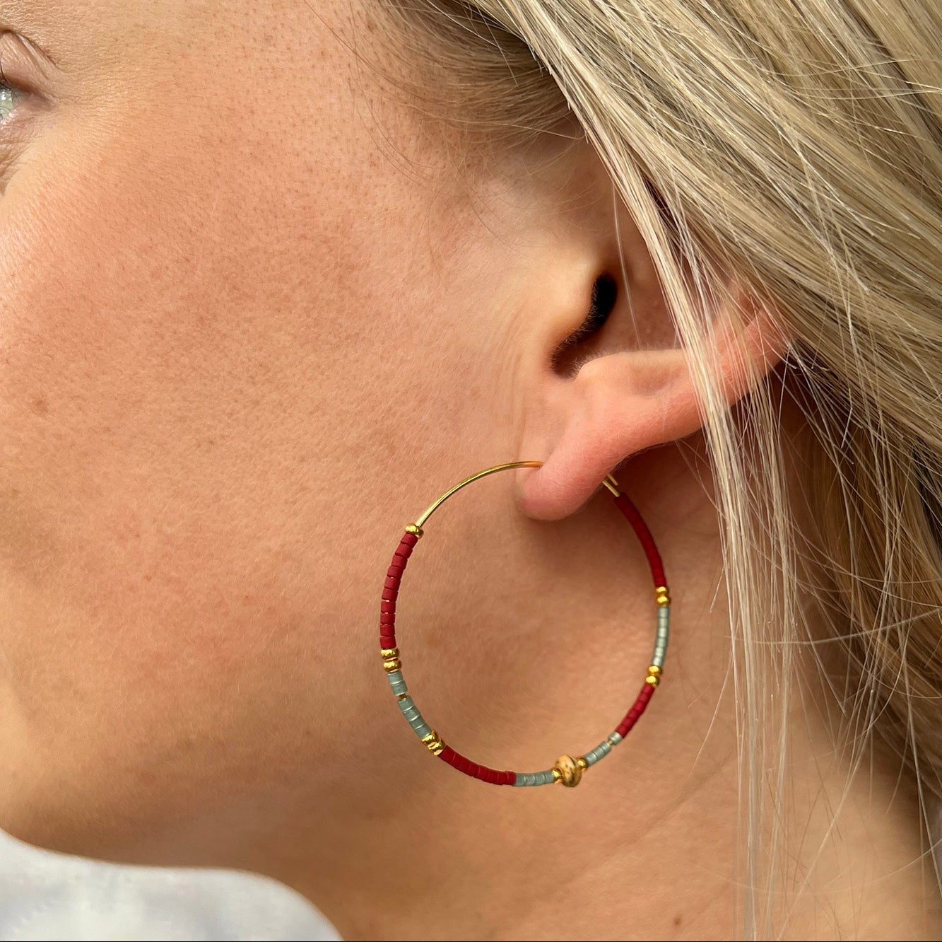 Subtle creoles in beautiful color combinations