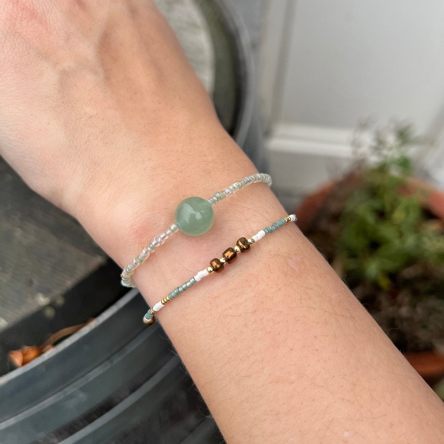 Armbandjes Tamara met ronde kraal in het midden