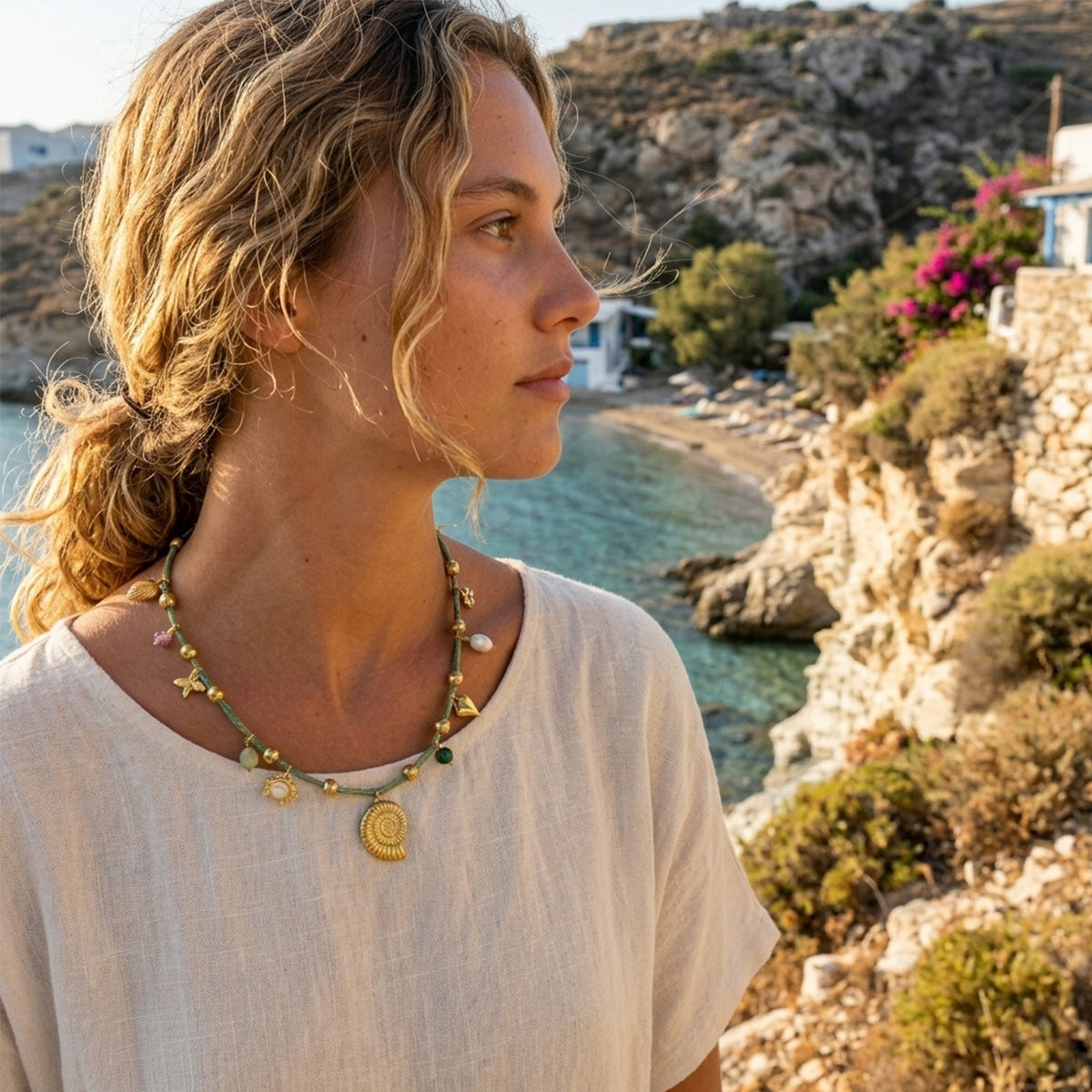 Charm ketting op dik koord